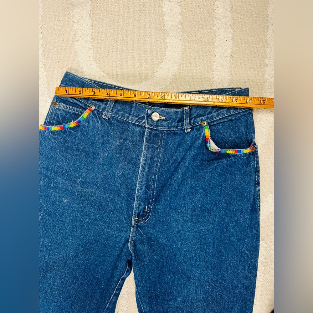 Vintage 1980s Chic High-Waisted Dark Wash Denim Jeans – Rainbow Embroidered - 28 - Picture 13 of 16